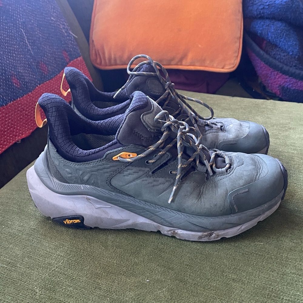 men’s hoka kaha 2 low GTX /thyme, radiant yellow